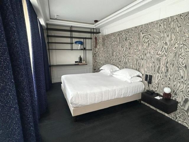 Suite Palais Royal
